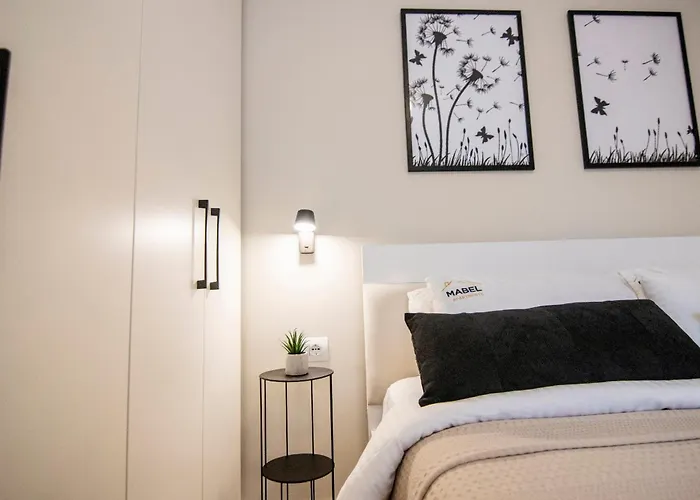 Mabel Apartment